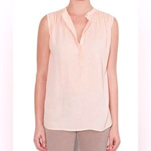 Vince sleeveless peach shirred shoulder‎ crepe blouse size 6